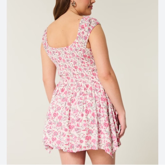 Hollister Pink and White Floral Mini Dress Size XLARGE - Picture 2 of 9